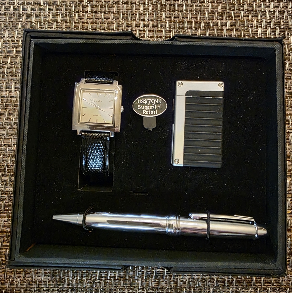 Fondini Quartz Black and Silver Men's Watch Set.. New In Box..